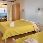 Pharos 4*