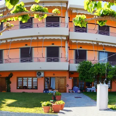 Pharos Ξενοδοχείο με διαμερίσματα Ήλια