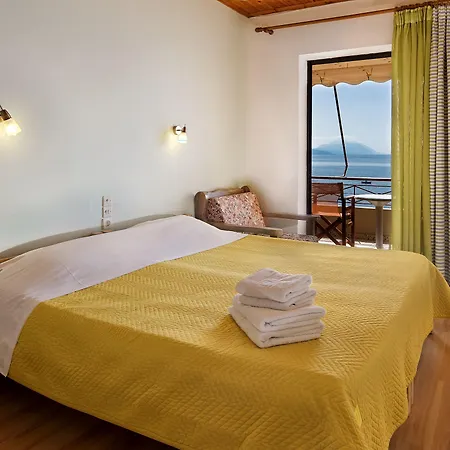 Pharos Ξενοδοχείο με διαμερίσματα 3*