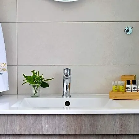 Aparthotel Pharos Ilia