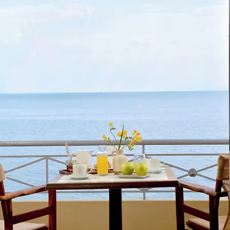 Apartahotel Pharos