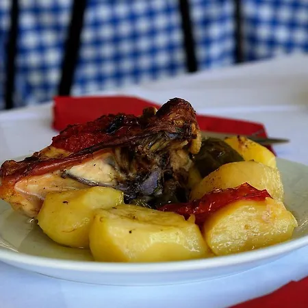 מלון דירות Pharos Ília