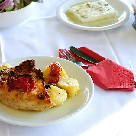 Pharos Ξενοδοχείο με διαμερίσματα 3*