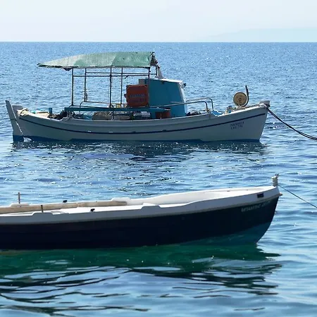 Pharos Ξενοδοχείο με διαμερίσματα Ήλια