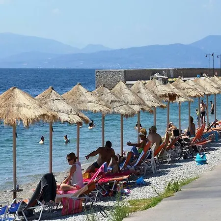 Ξενοδοχείο με διαμερίσματα Pharos 3*