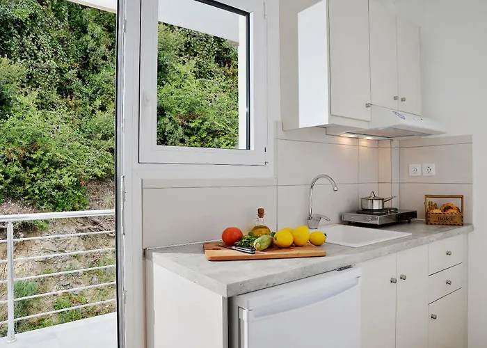 Pharos Ξενοδοχείο με διαμερίσματα 3*