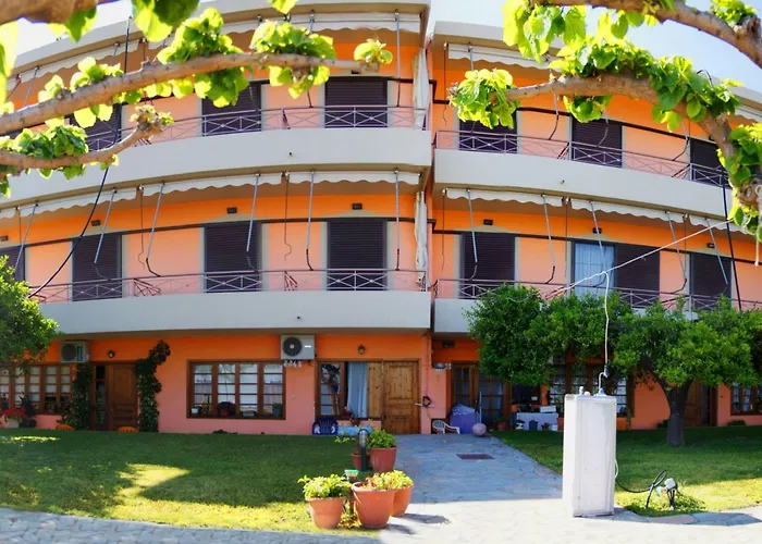 Pharos Ξενοδοχείο με διαμερίσματα Ήλια