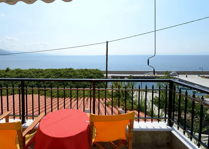 Pharos Ξενοδοχείο με διαμερίσματα 3*