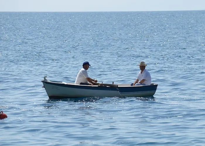 Pharos Ξενοδοχείο με διαμερίσματα