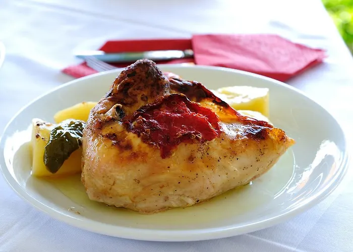 Ξενοδοχείο με διαμερίσματα Pharos